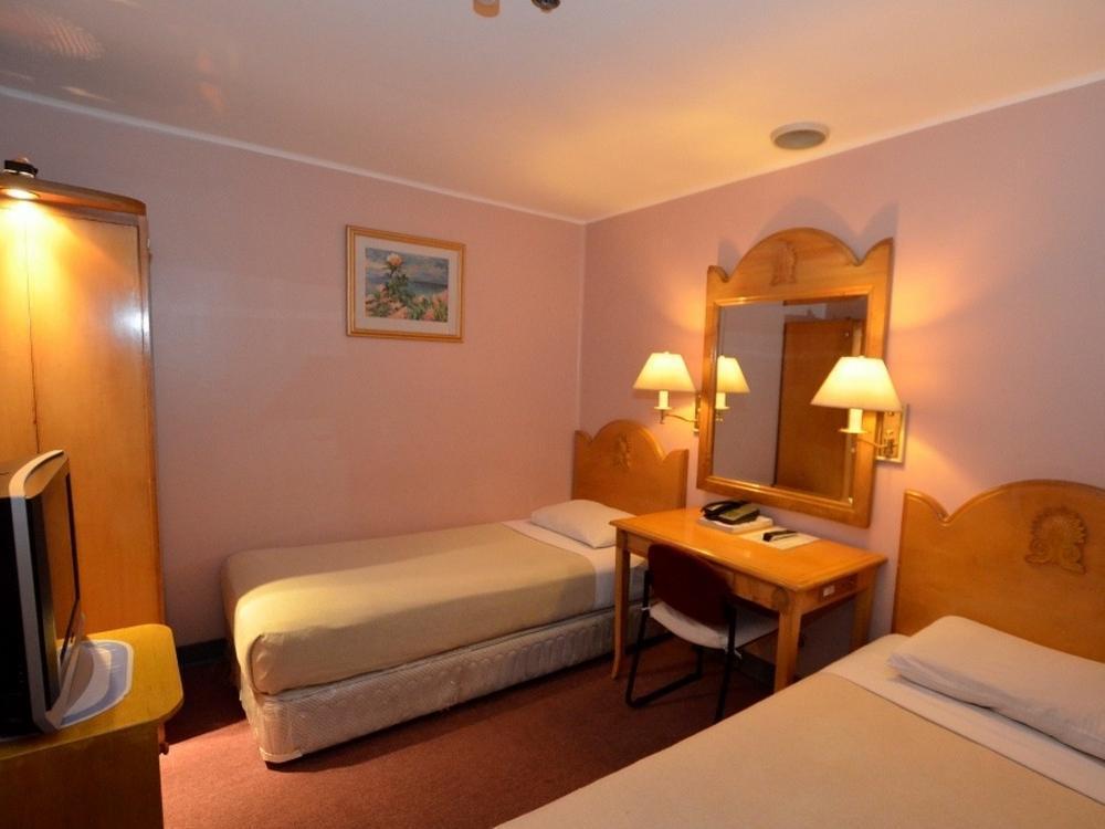 Palladium Suites Hotel Себу Экстерьер фото