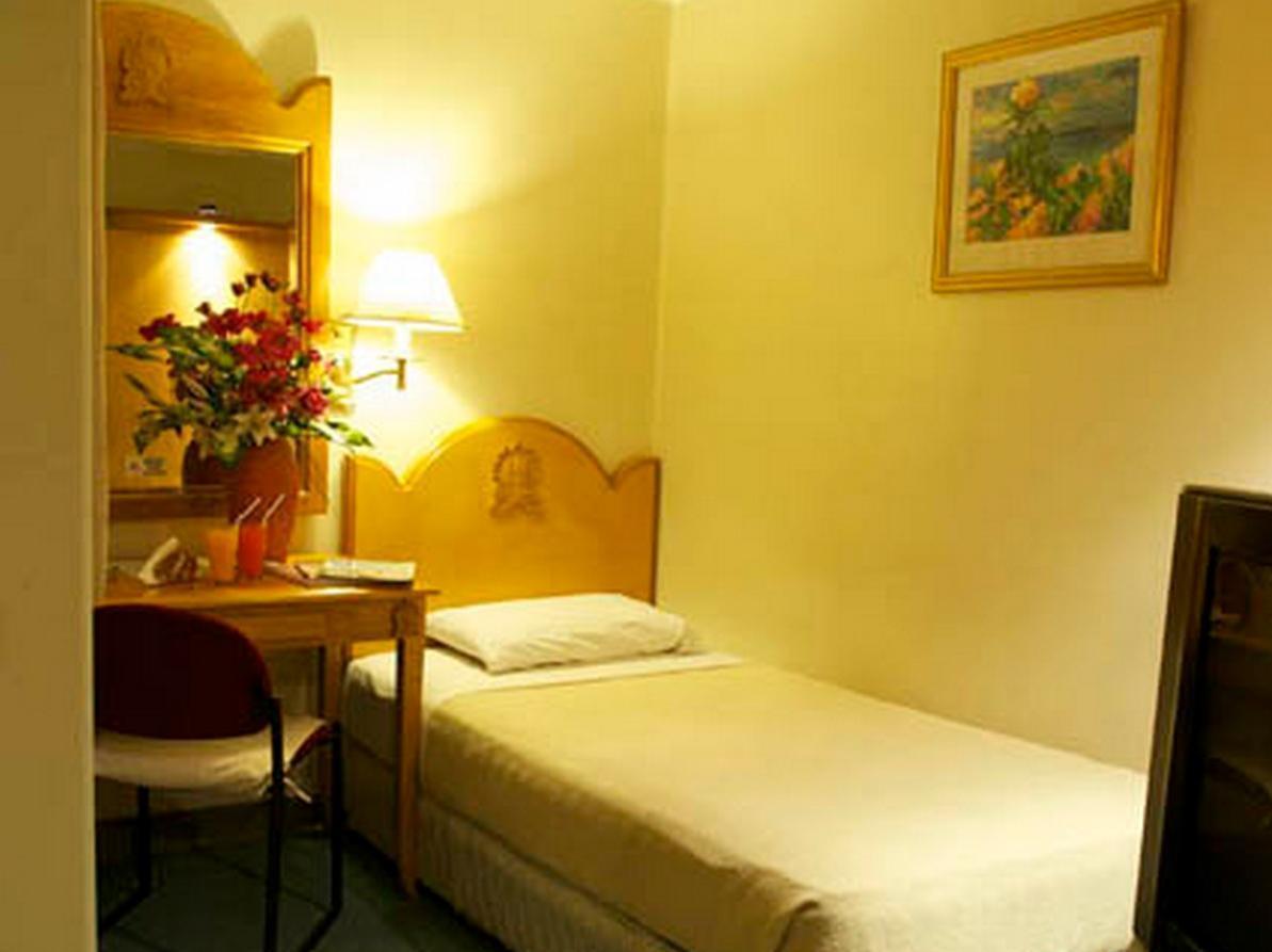 Palladium Suites Hotel Себу Экстерьер фото